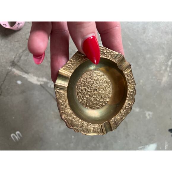 Vintage ashtray, Bass, 70s 60s, ancient Retro, Home Eclectic Gift, Dish - Picture 1 of 4